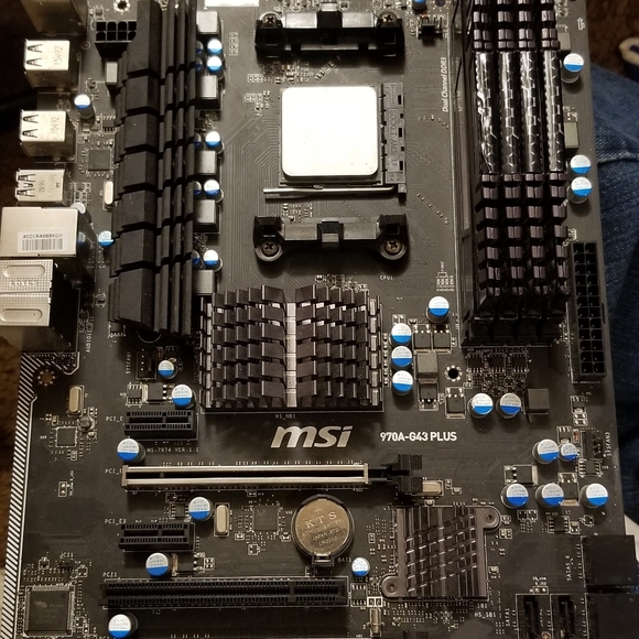 Gaming Setup. - Picture 4 of 4